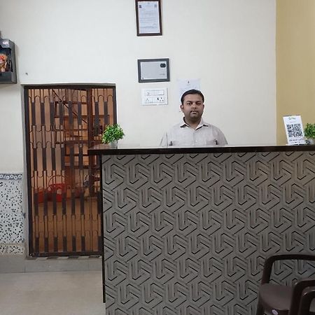 Hotel Royal Inn Satna Экстерьер фото